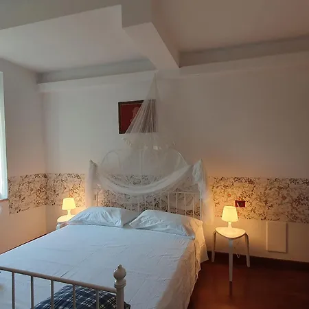 Casa *